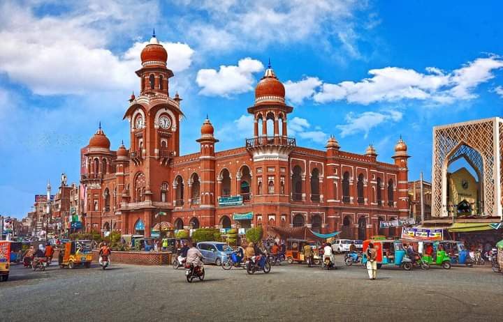 Multan – The City of Saints, Sun, and Sufi Soul